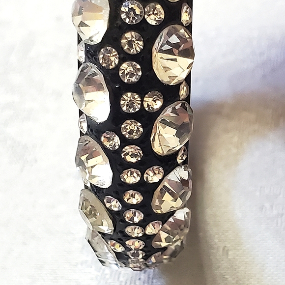 Vintage Heavy Black Metal Enamel Rhinestone Encrusted Bangle (See Description) - Picture 4 of 7